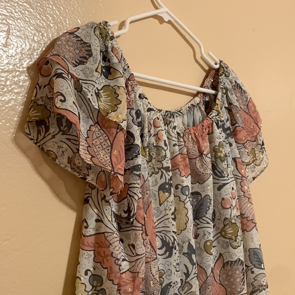 Loft Shimmer Floral Flutter Blouse - Picture 5 of 8
